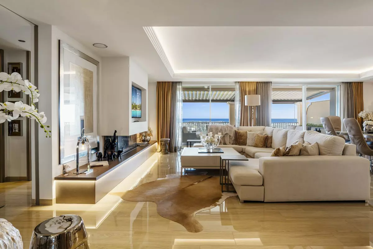 4-bedroom Apartment In Málaga, Spain (350 M²)