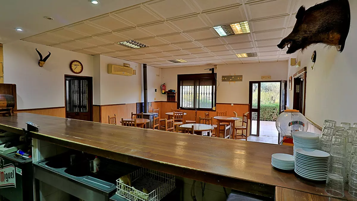6-bedroom Country House In Alfarnatejo, Spain (528 M²)