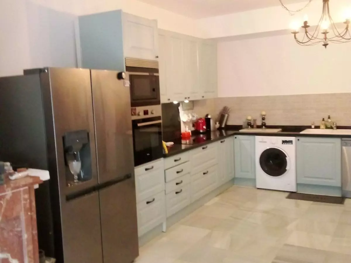 3-bedroom Apartment In Estepona, Spain (90 M²)