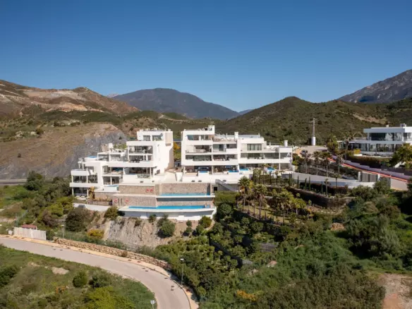 2-bedroom Apartment In Marbella, Spain (98 M²)