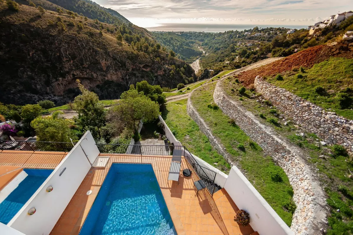 3-bedroom Villa In Frigiliana, Spain (162 M²)