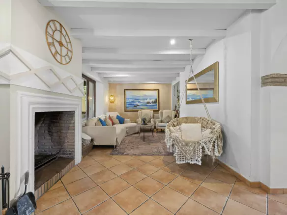 9-bedroom Villa In Gaucín, Spain (900 M²)
