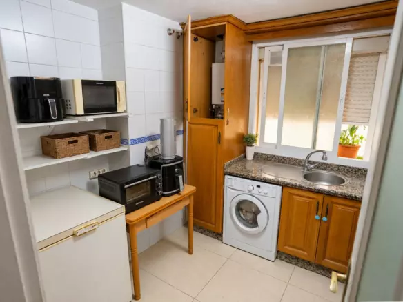 3-bedroom Apartment In Marbella, Spain (95 M²)