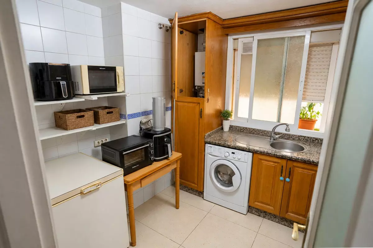 3-bedroom Apartment In Marbella, Spain (95 M²)