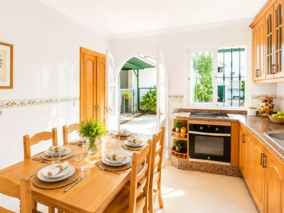 3-bedroom Country House In Estepona, Spain (120 M²)