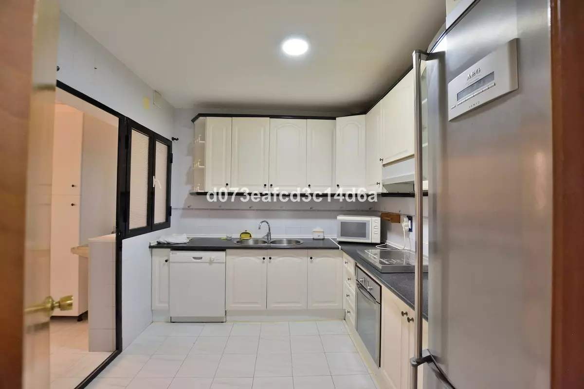 3-bedroom Apartment In Ronda, Spain (116 M²)