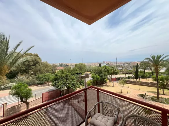 3-bedroom Apartment In Málaga, Spain (132 M²)