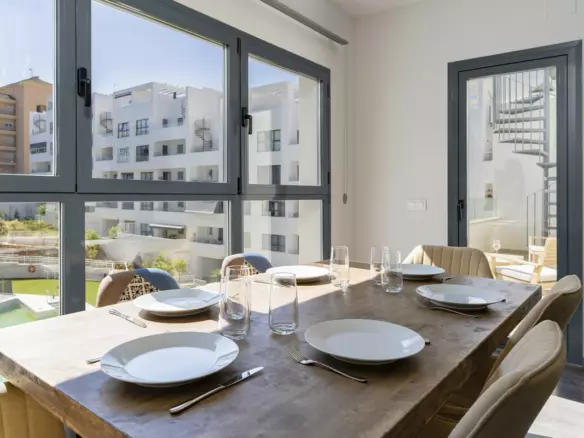 3-bedroom Apartment In Estepona, Spain (85 M²)