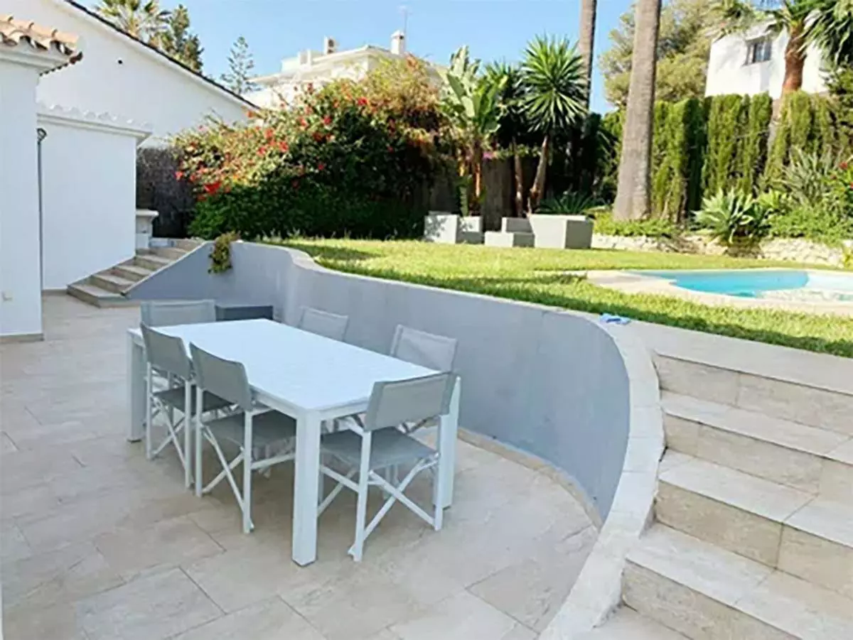 3-bedroom Villa In Marbella, Spain (132 M²)