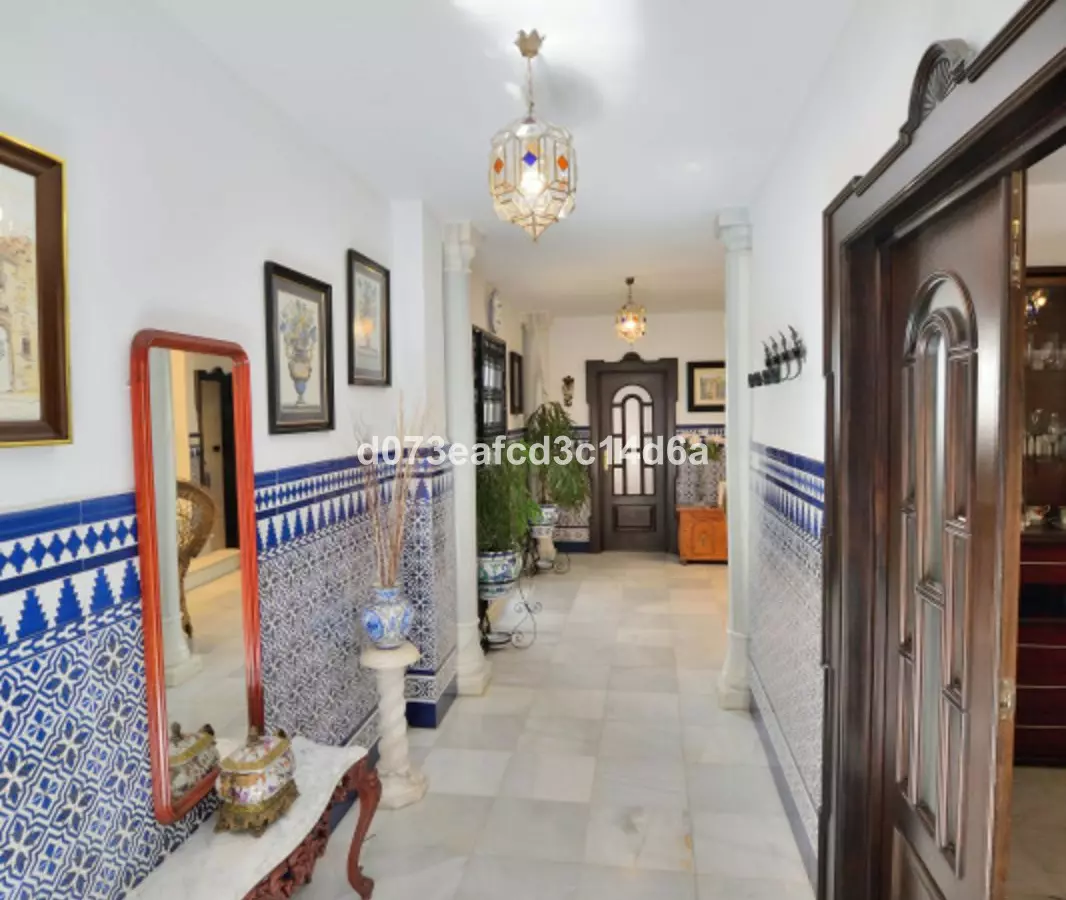 6-bedroom Town House In Ronda, Spain (374 M²)