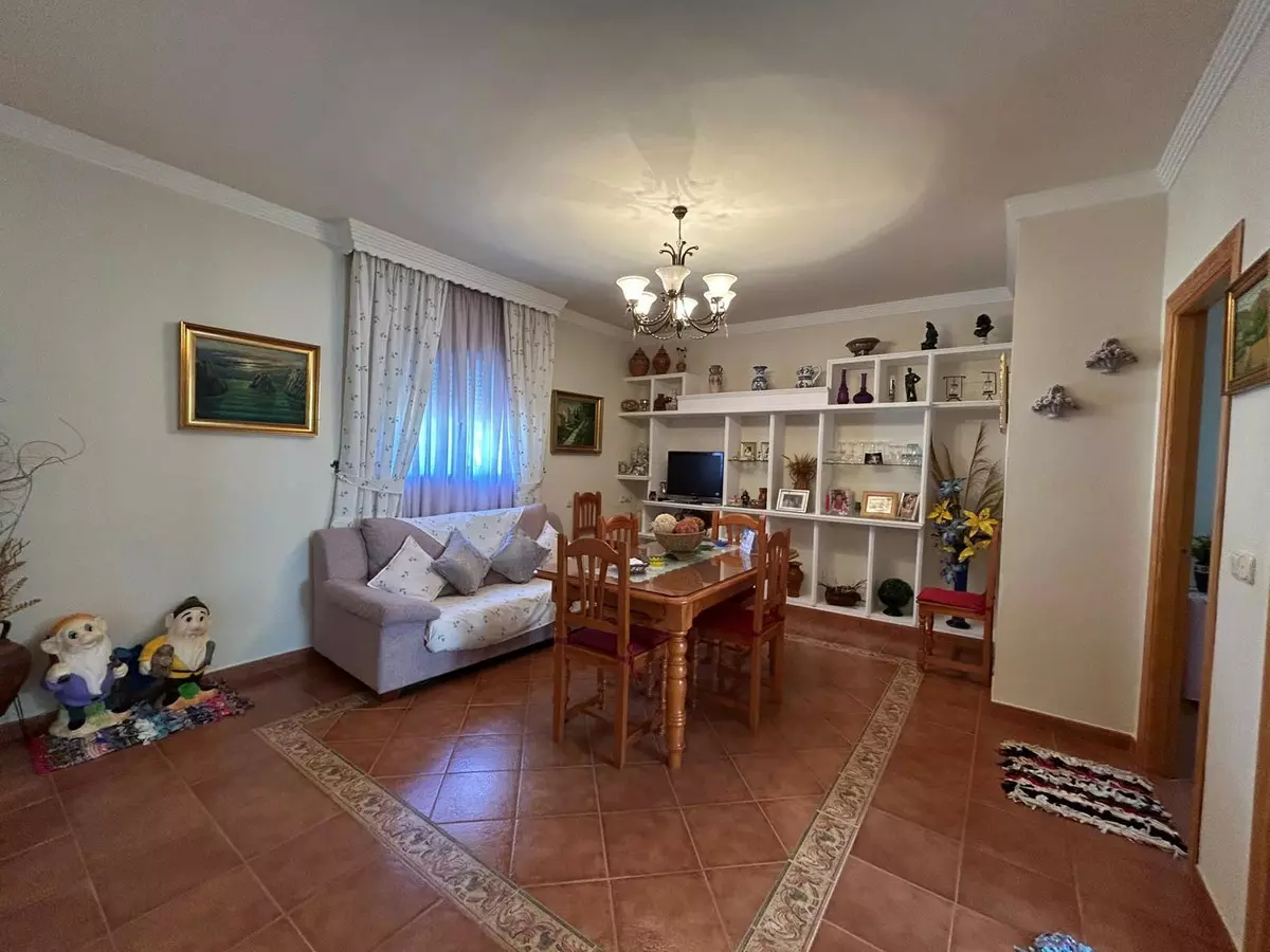 2-bedroom Villa In Álora, Spain (176 M²)