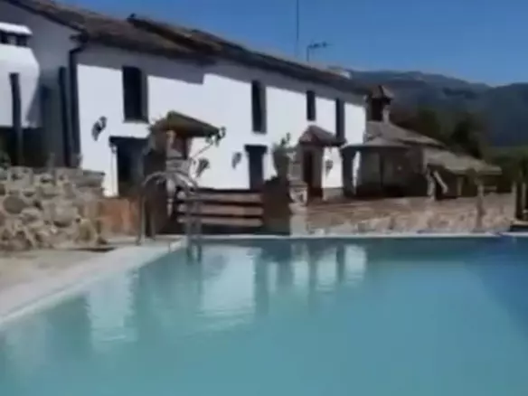 4-bedroom Country House In Cortes De La Frontera, Spain (198 M²)