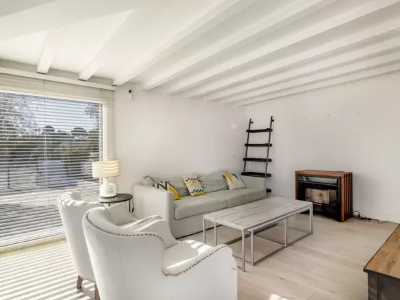 4-bedroom Villa In Cómpeta, Spain (226 M²)