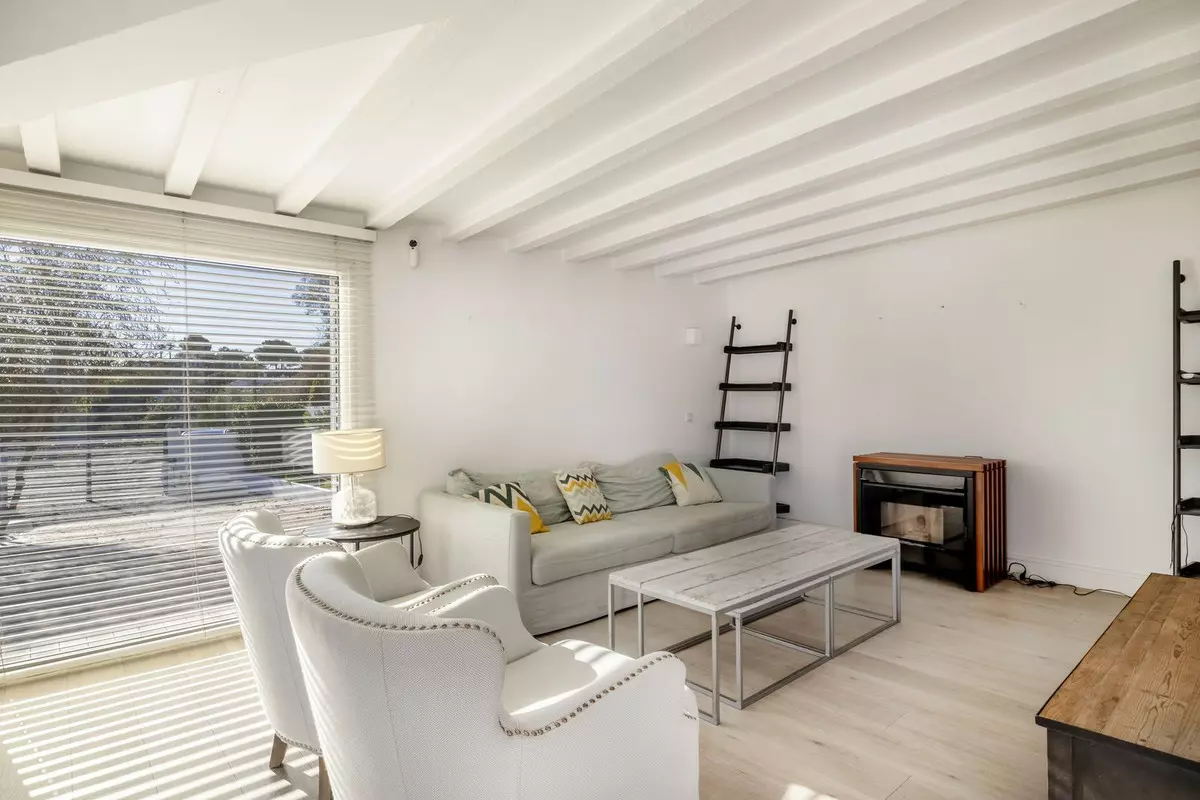 4-bedroom Villa In Cómpeta, Spain (226 M²)