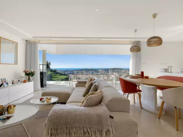 3-bedroom Apartment In Marbella, Spain (188 M²)