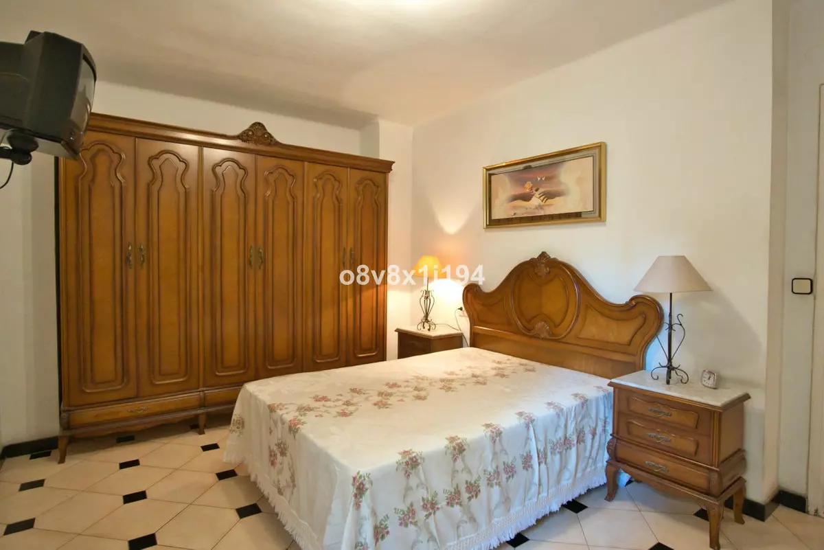 3-bedroom Apartment In Málaga, Spain (86 M²)