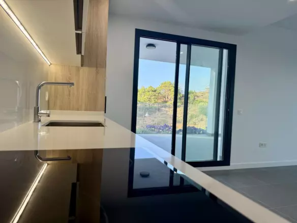 2-bedroom Apartment In Mijas, Spain (150 M²)
