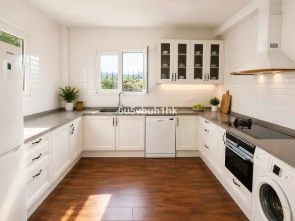 3-bedroom Country House In Tolox, Spain (106 M²)