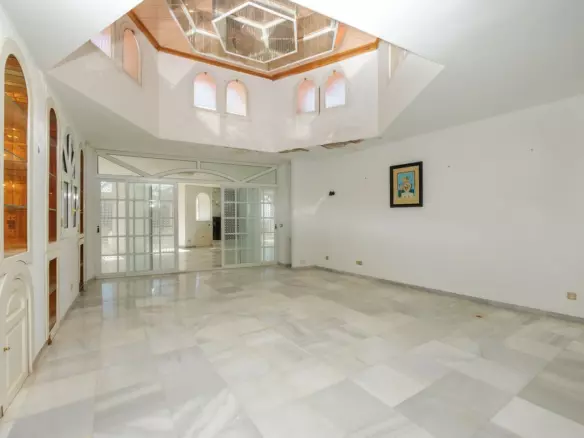 9-bedroom Villa In Benalmádena, Spain (1.146 M²)