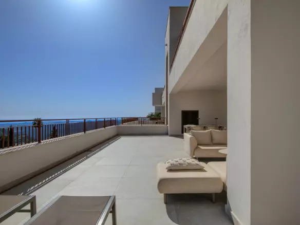 3-bedroom Apartment In Istan, Spain (203 M²)