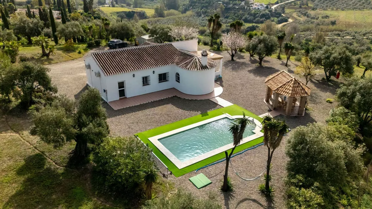 3-bedroom Country House In Casarabonela, Spain (142 M²)