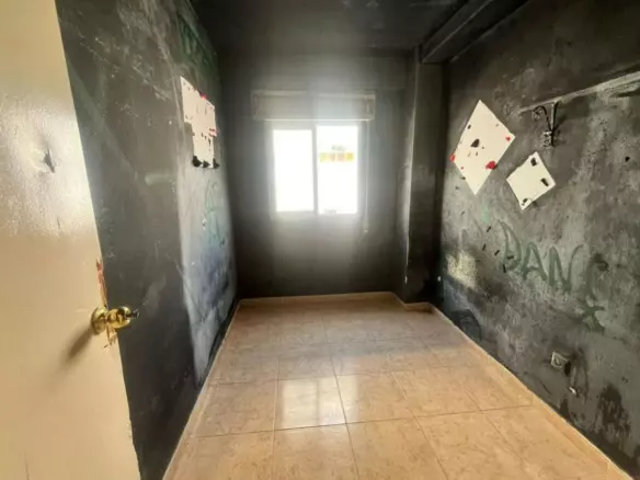 3-bedroom Apartment In Estepona, Spain (75 M²)
