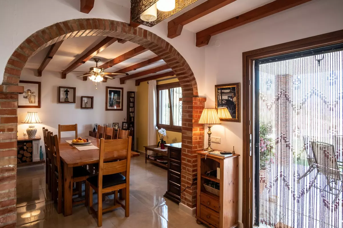 5-bedroom Villa In Iznate, Spain (330 M²)