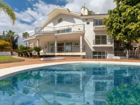 5-bedroom Villa In Málaga, Spain (919 M²)