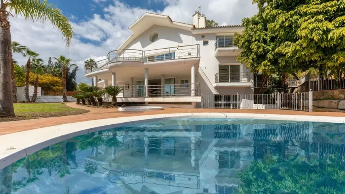 5-bedroom Villa In Málaga, Spain (919 M²)
