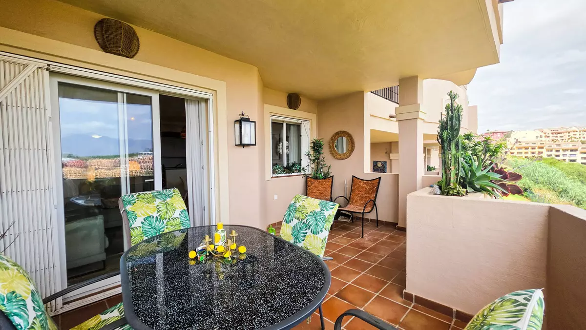 2-bedroom Apartment In Manilva, Spain (93 M²)