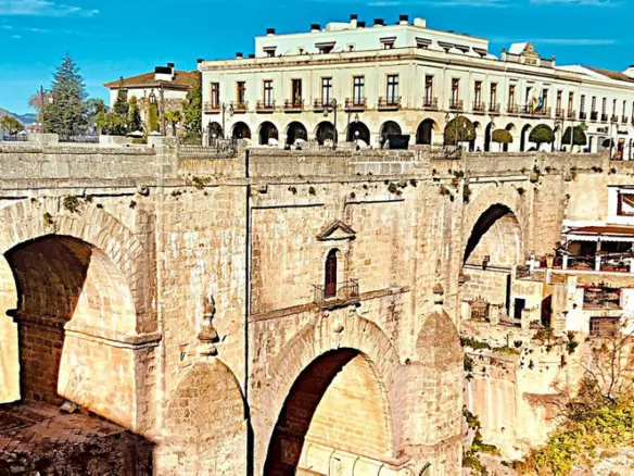 4-bedroom Apartment In Ronda, Spain (180 M²)