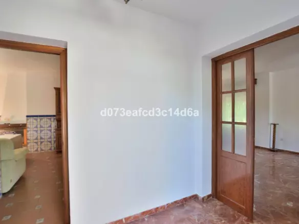 4-bedroom Villa In Ronda, Spain (158 M²)