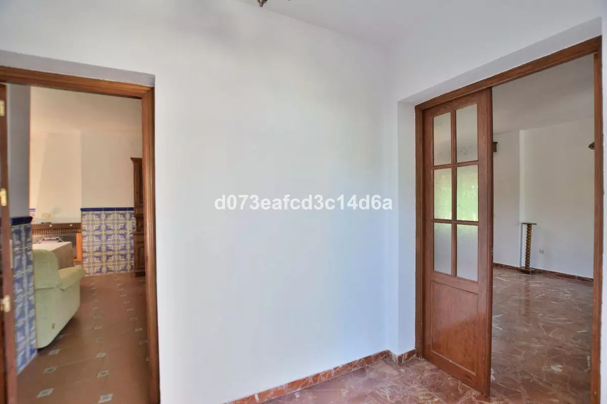 4-bedroom Villa In Ronda, Spain (158 M²)
