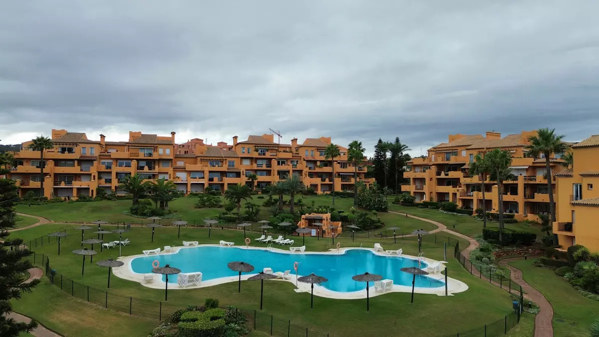 2-bedroom Apartment In Manilva, Spain (90 M²)