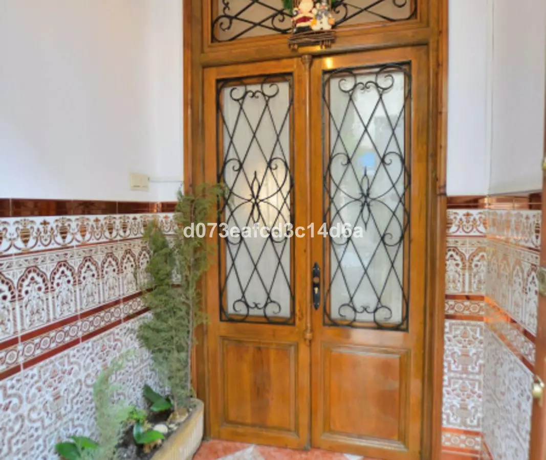 4-bedroom Apartment In Ronda, Spain (132 M²)