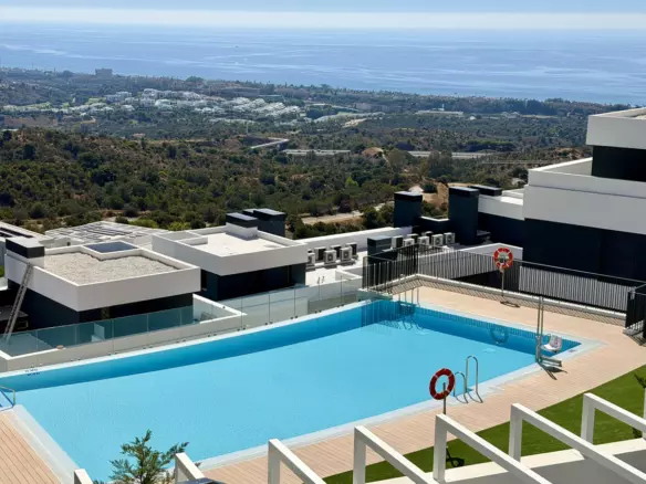 2-bedroom Apartment In Marbella, Spain (119 M²)
