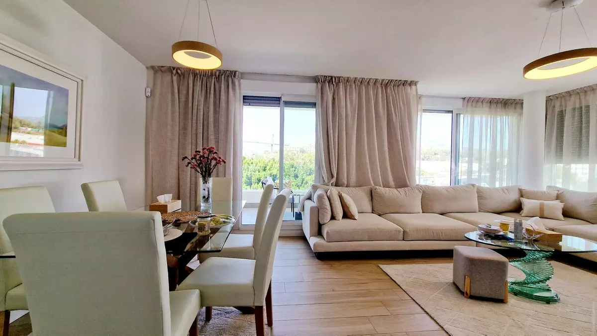 3-bedroom Apartment In Marbella, Spain (120 M²)