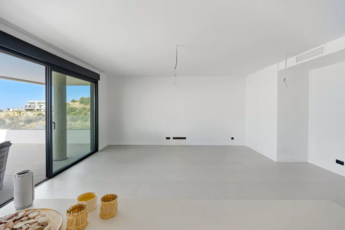3-bedroom Apartment In Marbella, Spain (211 M²)