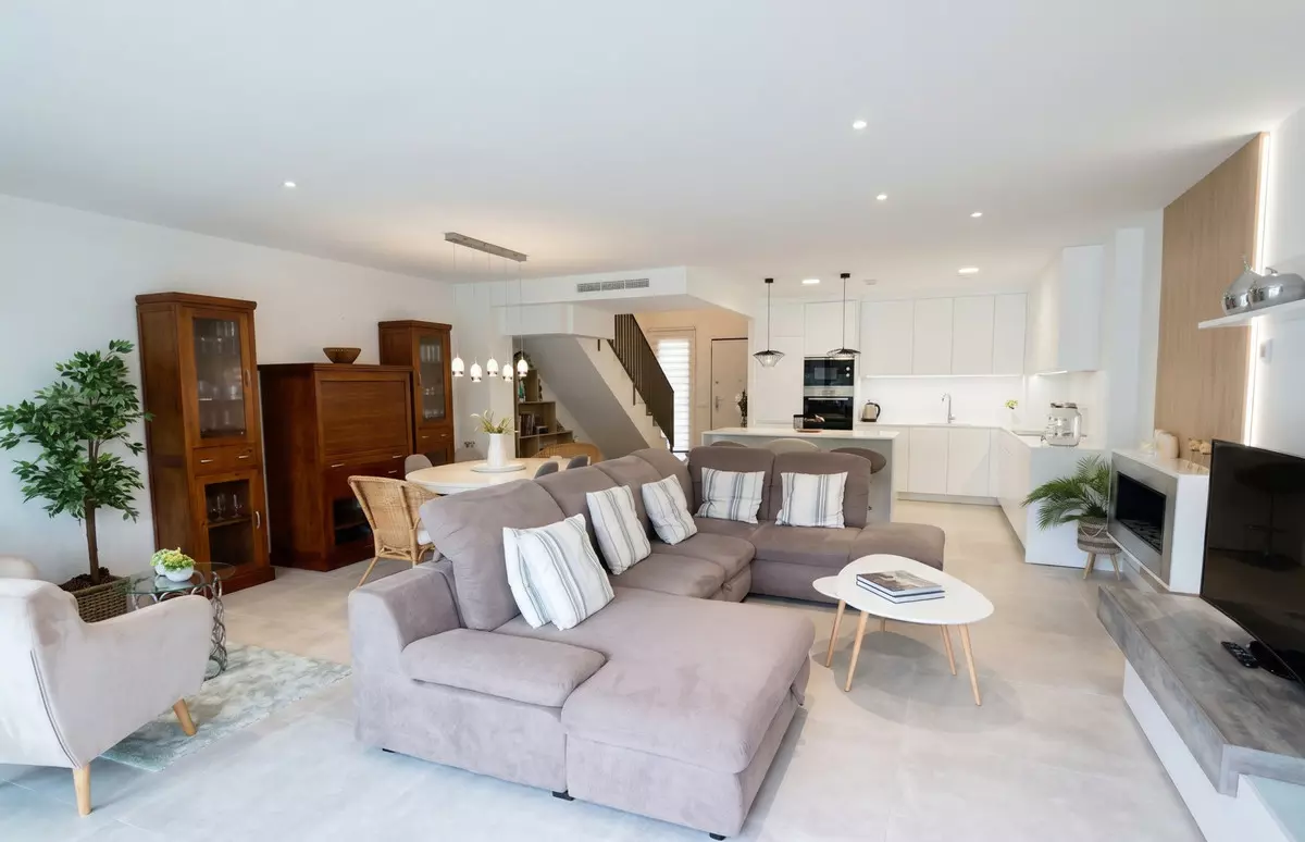 3-bedroom Villa In Mijas, Spain (228 M²)