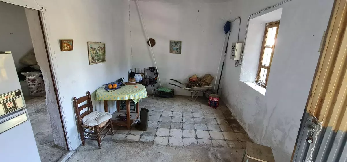 2-bedroom Villa In Tolox, Spain (60 M²)