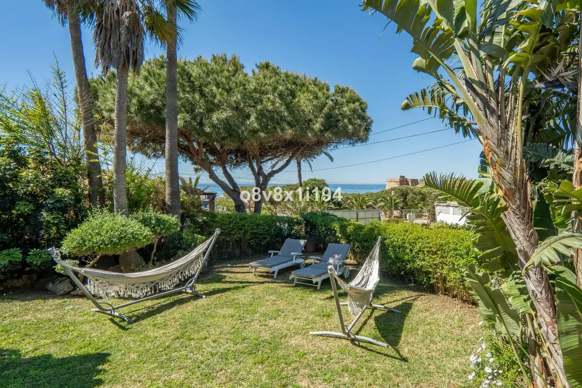 2-bedroom Villa In Marbella, Spain (180 M²)