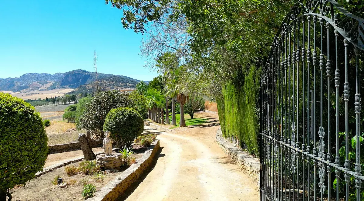 5-bedroom Country House In Ronda, Spain (950 M²)