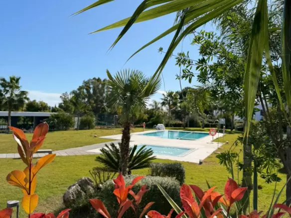 2-bedroom Apartment In Estepona, Spain (99 M²)