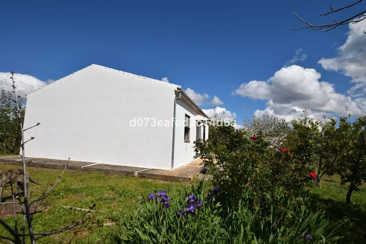 2-bedroom Country House In Cartajima, Spain (66 M²)