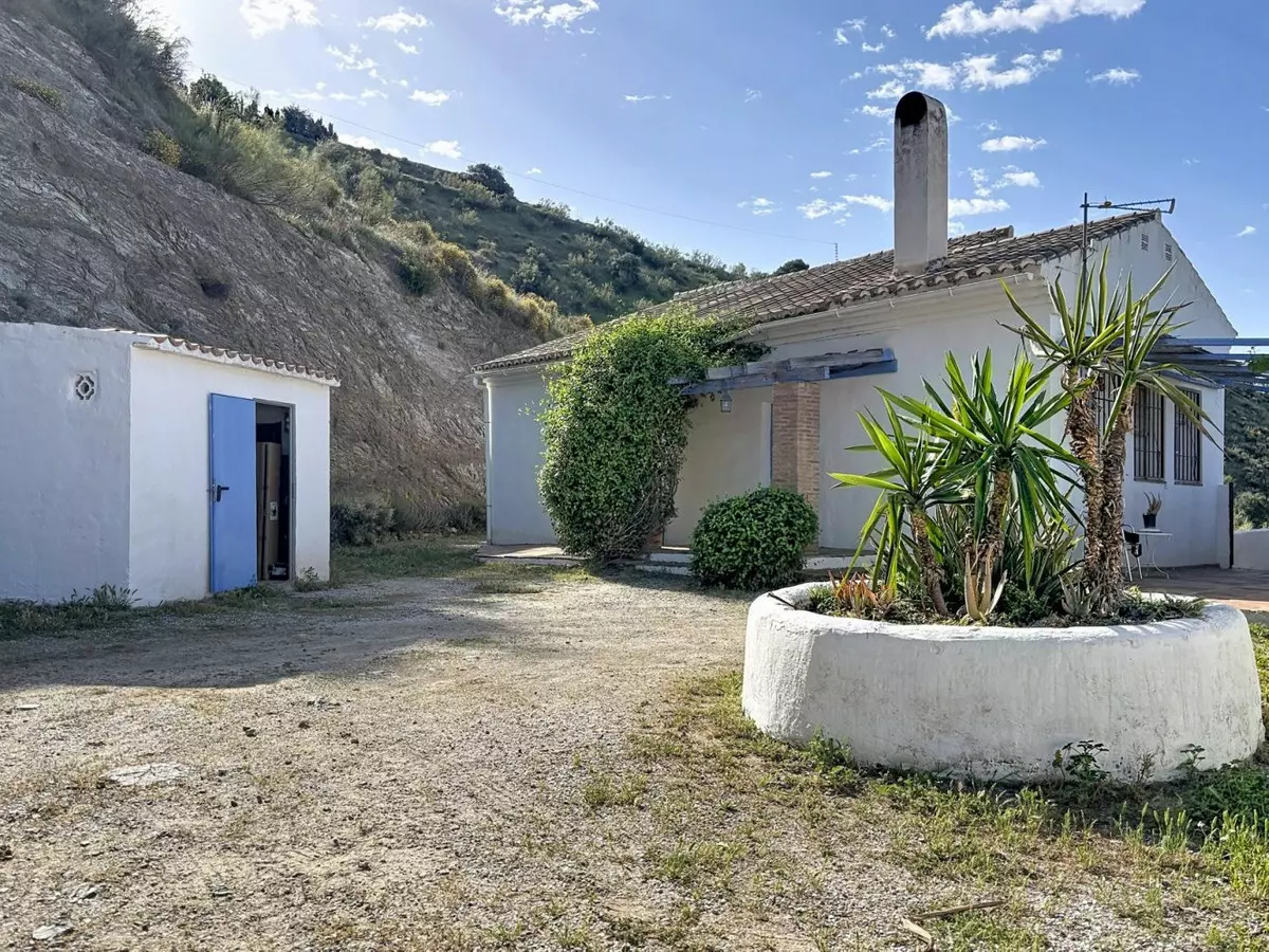 4-bedroom Country House In Canillas De Aceituno, Spain (240 M²)