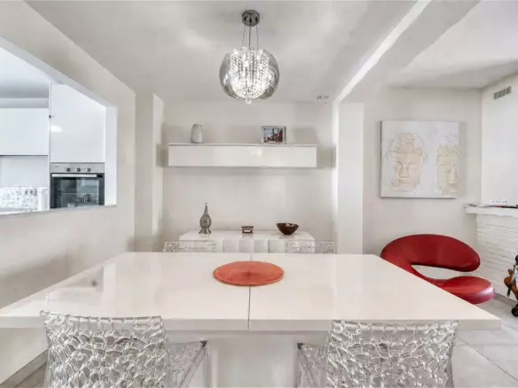 3-bedroom Town House In Casares, Spain (182 M²)