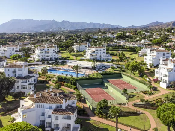 3-bedroom Apartment In Marbella, Spain (116 M²)