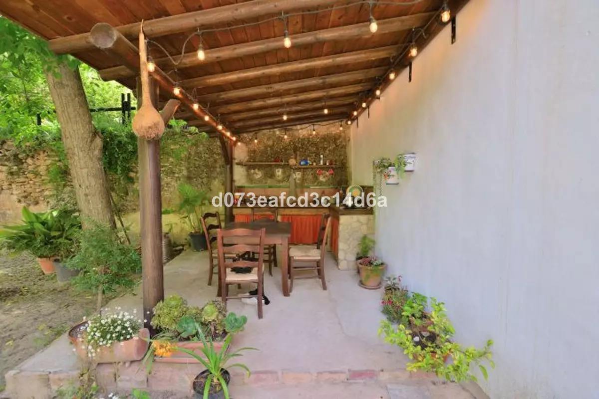 4-bedroom Country House In Arriate, Spain (987 M²)