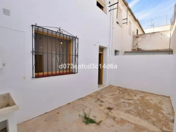 3-bedroom Town House In Ronda, Spain (86 M²)