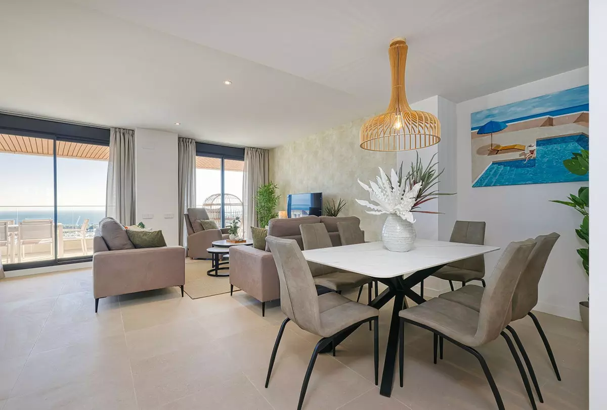 3-bedroom Apartment In Estepona, Spain (187 M²)